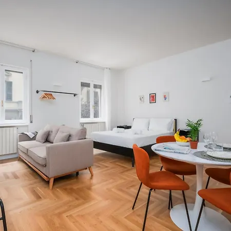 Palazzo Piazza Cavour-zen62 *