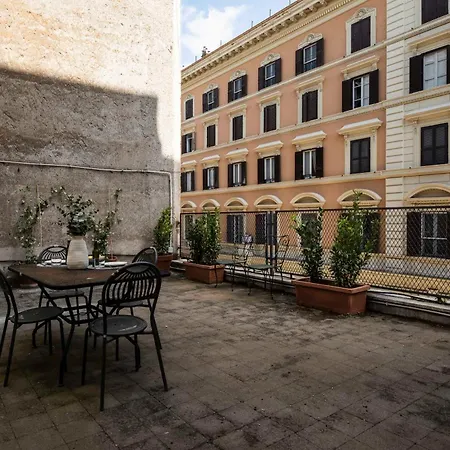 Palazzo Piazza Cavour-zen62 * Rome